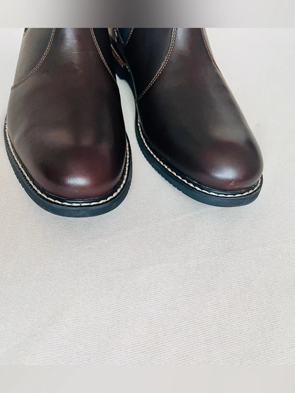 Timberland Brook Park Smooth Leather Chelsea Boots NWOT Men’s 11.5 Brown